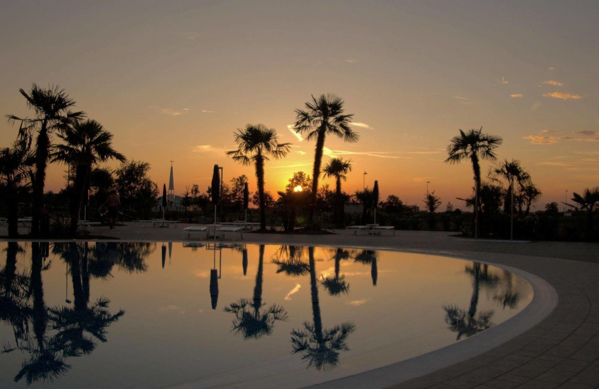 Villaggio Laguna Blu 카오를레 외부 사진